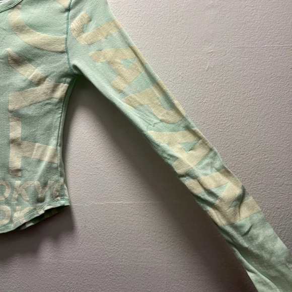 UO Silence + Noise Destination Print Long Sleeve Tee - Picture 4 of 7